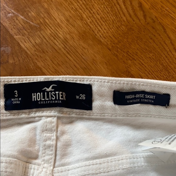 White hollister skirt - Picture 3 of 3